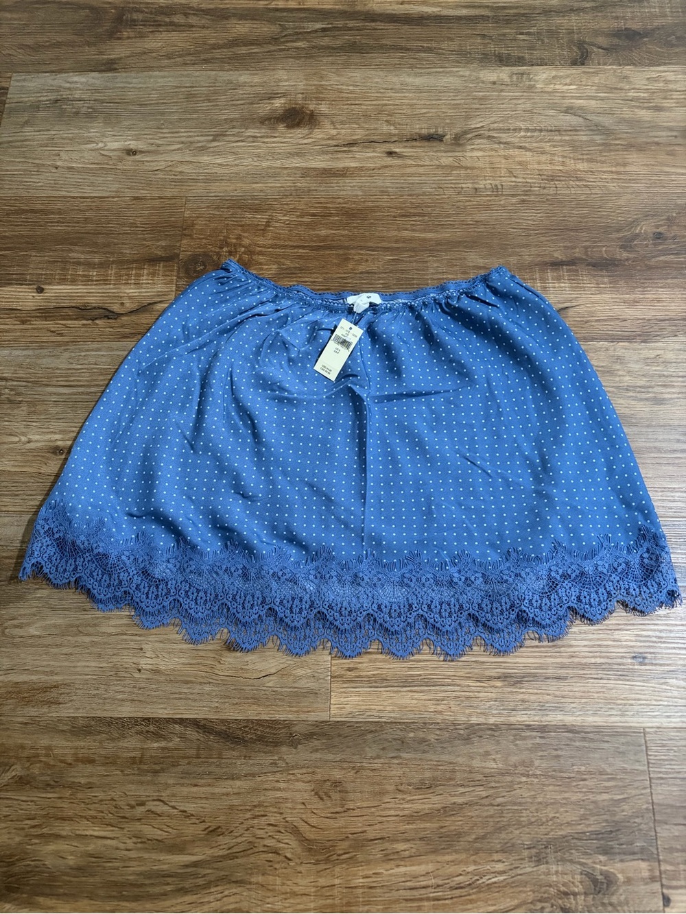 Aerie Satin Festival Mini Skirt- small - Picture 7 of 10